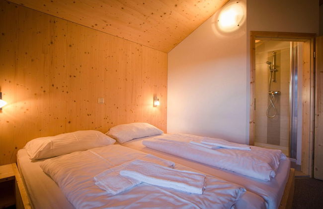 Spacious Chalet With hot tub - Foto 7