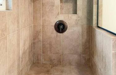 Haven Retreat in Catskills w Hot Tub & Bar Hall - Foto 29