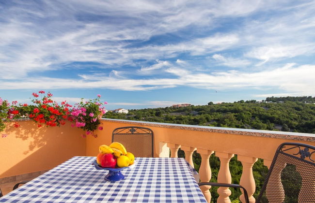 Scenic Elegant Apartments Krk With Balcony and Pool - Photo 37