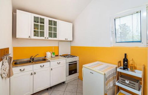 2 Bedroom Nice Home In Molat - Photo 5