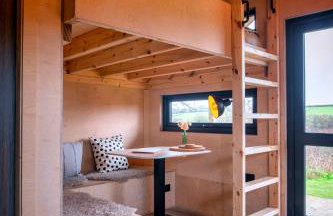 Luxury Glamping Cabin with Outdoor Bath on Cornish Meadow - Photo 31