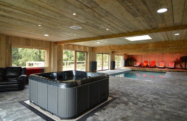 Former Hotel with Swimming Pool, Hot Tub, Sauna for Family Groups - Foto 19