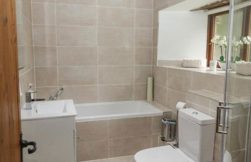 Cowslip Barn - Photo 34