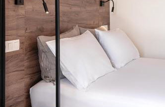 Lavender Suite with Sea View - Beach at your Doorstep - Photo 15