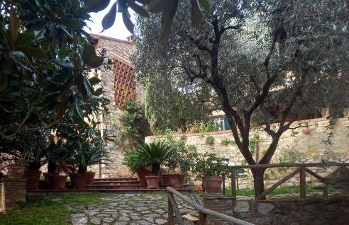 Awesome Home In Quiesa - Foto 18