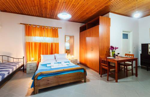 Makarounis Athanasios Traditional Apartments(Ξενώνας) - Foto 19