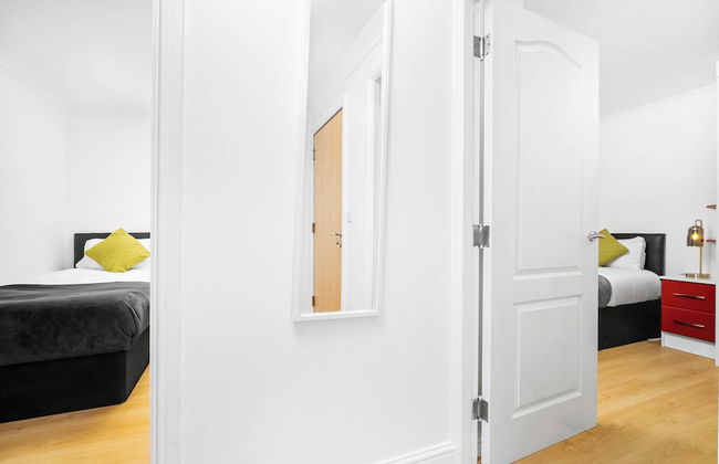 Cosy 2 bed Apt With Free Parking by Oldbury - Foto 3