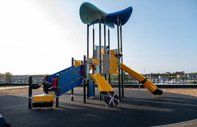 Apartment Overlooking the River, Sauna, Dziwnow - Photo 52