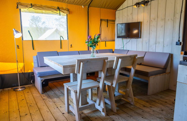 2 bedroom House in Biddinghuizen with swimming pool and terrace - Photo 1