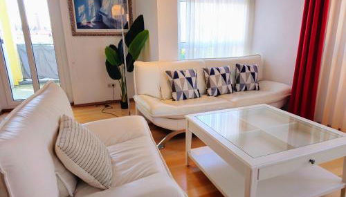 135qm 4 Zimmer Ferienwohnung in Stadtnähe, Wintergarten Parkplatz - Photo 2