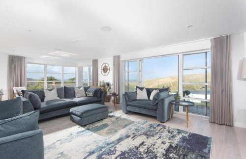 Sandyford, Holywell Bay - Sea Views - Walk to Beach - 2 Pets Allowed - Free Parking and WiFi - Foto 1