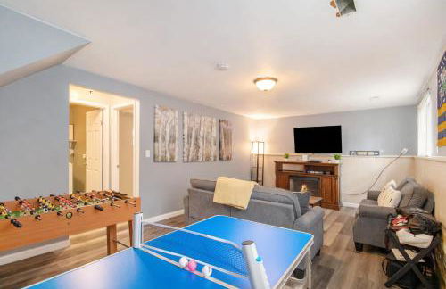 Notre Dame Get Away 4-Bdm 2-mile from Campus BBQ - Foto 2