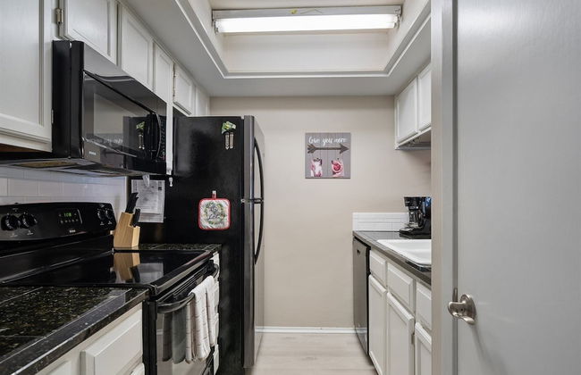 Bay House Condos - Foto 14