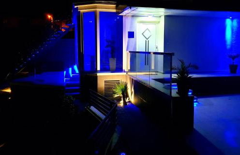 Pool and Jacuzzi Luxury Apartments - Foto 2