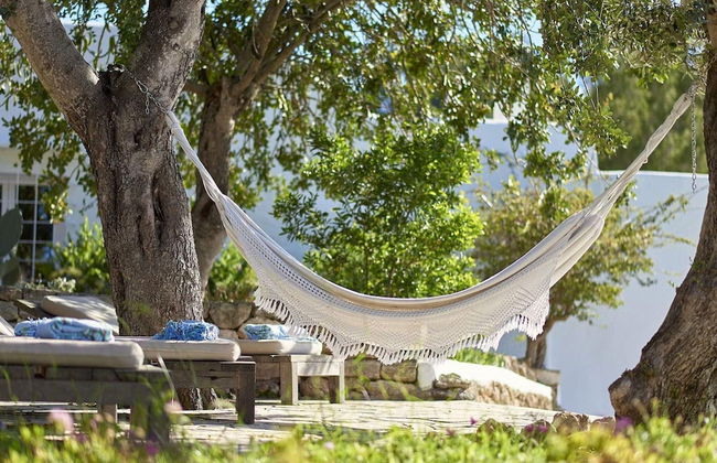 Hillside Villa With Sea-views - Photo 36