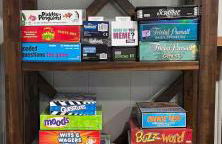 4 Bedrooms and 5 Beds with Game Room Only 5 min Drive to College and Perfect for Family's - Foto 16