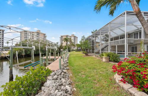 Bonita Beach Waterfront Paradise - Photo 57