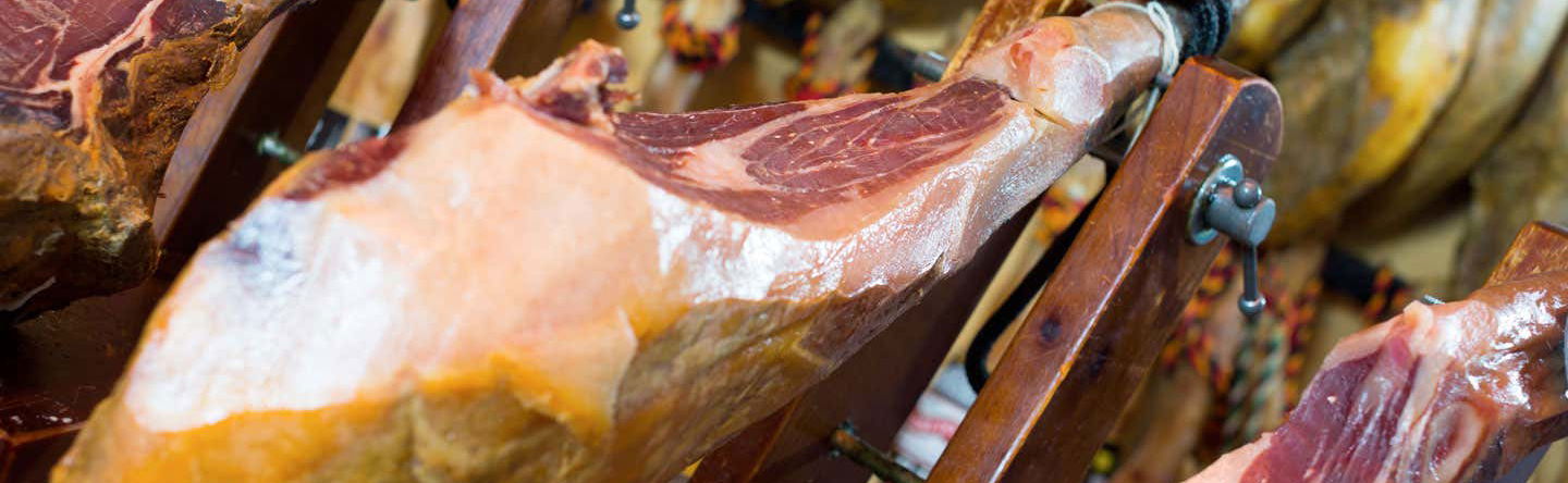 Rota do jamón ibérico pela Sierra de Aracena