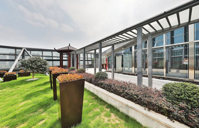 PESHT PREMIER HOTEL - Foto 36