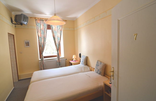 Former Hotel with Swimming Pool, Hot Tub, Sauna for Family Groups - Foto 23