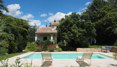 Holiday Home in Villes-sur-auzon With Pool - Photo 2