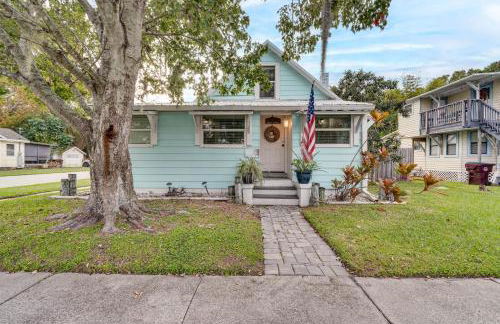 Family Home with Private Pool 24 Mi to Disney! - Foto 34