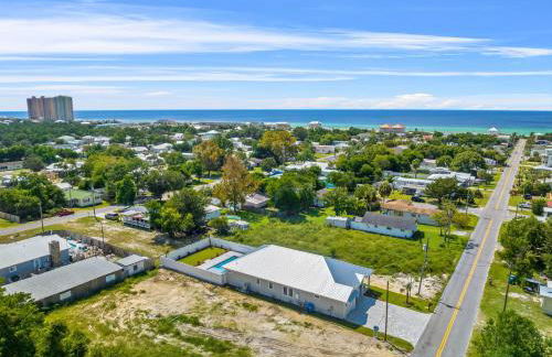 Brand New Home With In-ground Pool, Four Houses From Beautiful Laguna Beach - Foto 8