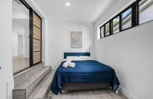 Contemporary Family Oasis Pool and Comfort - Foto 28