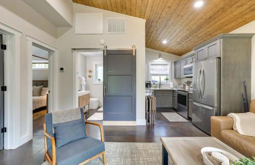 Waterfront Blue Spruce Small Home in Wildwood! - Foto 8