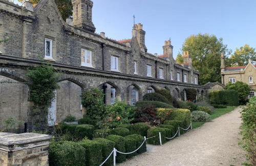 Beautiful 1840s Grade II Listed Almshouse - Foto 26