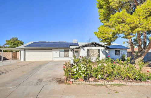 Families with Pets Welcome! Poolside Gem in Phoenix - Foto 35
