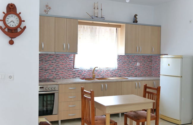 Pellumb Apartments - Photo 19