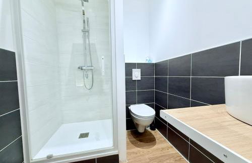 1738 - T1 Bis Corderie Royale RDC hyper Centre - Foto 7