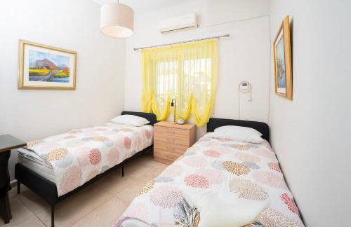 Niki Apartment, Exceptional 9,8, 500Mbps, Parking, Near OAKA, Kifisias Business Hub - Foto 17