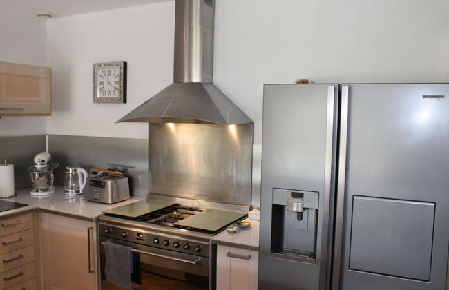 Holiday Home With Large Garden and Pool - Foto 12