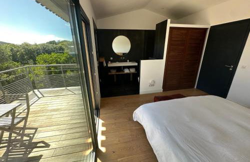 Villa de luxe surplombant la mer, piscine suspendue - Foto 33