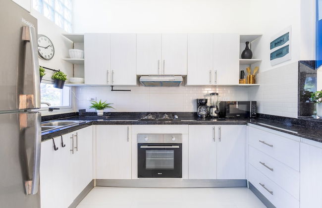 New Stylish 3BR Villa With Private Pool Terrace - Foto 23