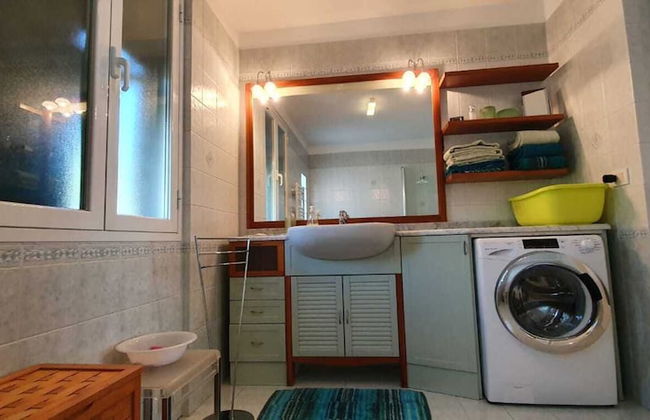 1 Bed Flat - Sleeps 2 - Parking - Wifi - Foto 10