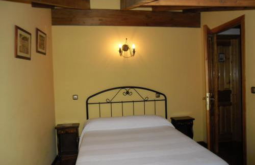 Casa De La Juderia - Photo 21