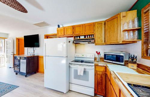 Relax at The Cove Waterfront Getaway - Foto 4