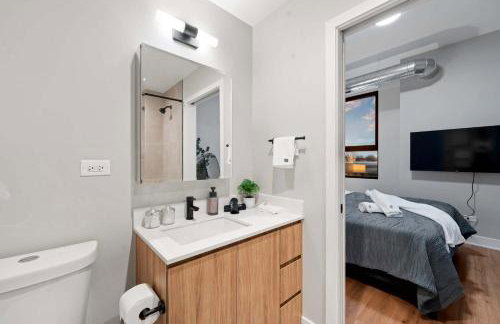 Steps from the Lake Edgewater Modern 2BD 2BA - Photo 34