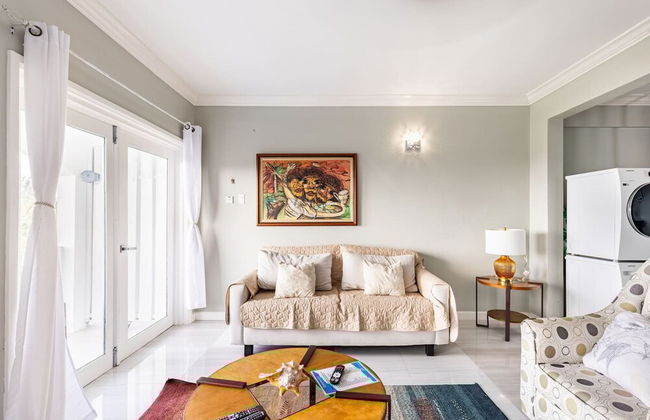 Charming Sea View Town House Chef Driver Optional - Photo 8