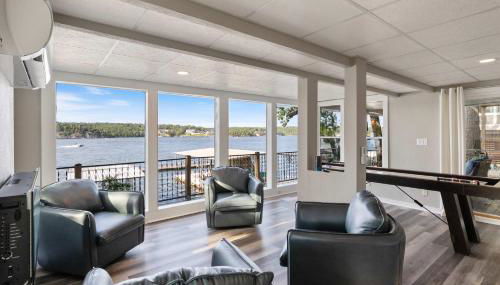 Lakefront Home Private Dock with Main Channel View - Foto 4