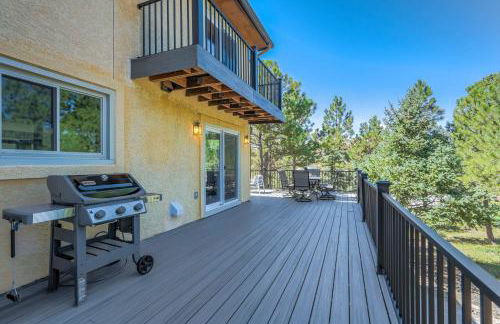 Oak Hills Estate Luxe Forest Escape Near USAFA - Foto 53