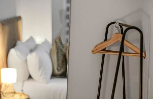 Cozy Sunlit Studio with Kitchenette - Foto 11