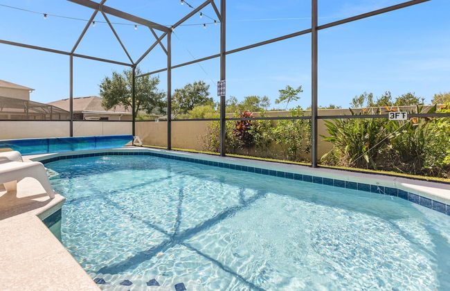 Upstay - New Home Near Disney w Private Pool BBQ - Foto 6