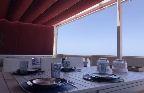 Apartamento con impresionantes vistas y piscina - Foto 48