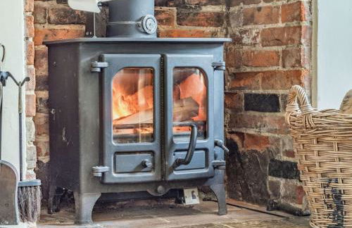 2 Bed in Norwich oc-86430 - Photo 3