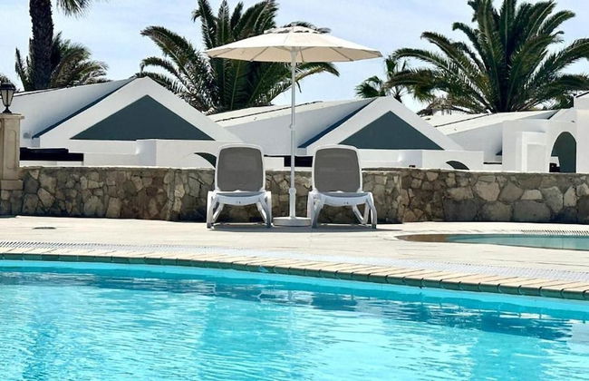 Caleta de Fuste Apartment- Sleeps4- Pool- Garden - Foto 1