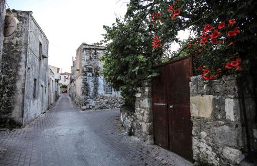 Cretan Traditional Home - Photo 47